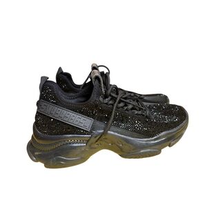 Steve Madden Black Sleek Sneakers